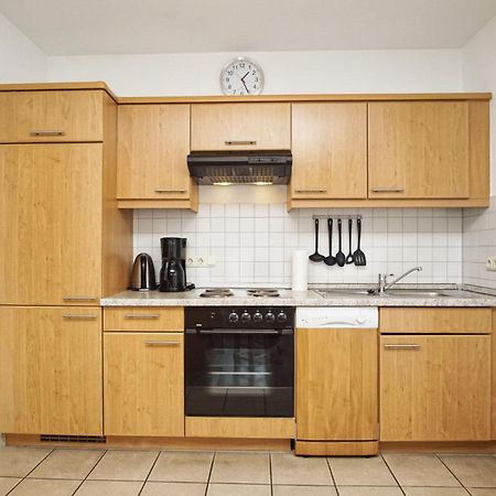 Zentrale Fewo Mit Balkon, Gratis Nutzung Vom Ahoi Erlebnisbad Und Sauna In Sellin - Villa Buskam Fewo 27 Гьорен Екстериор снимка