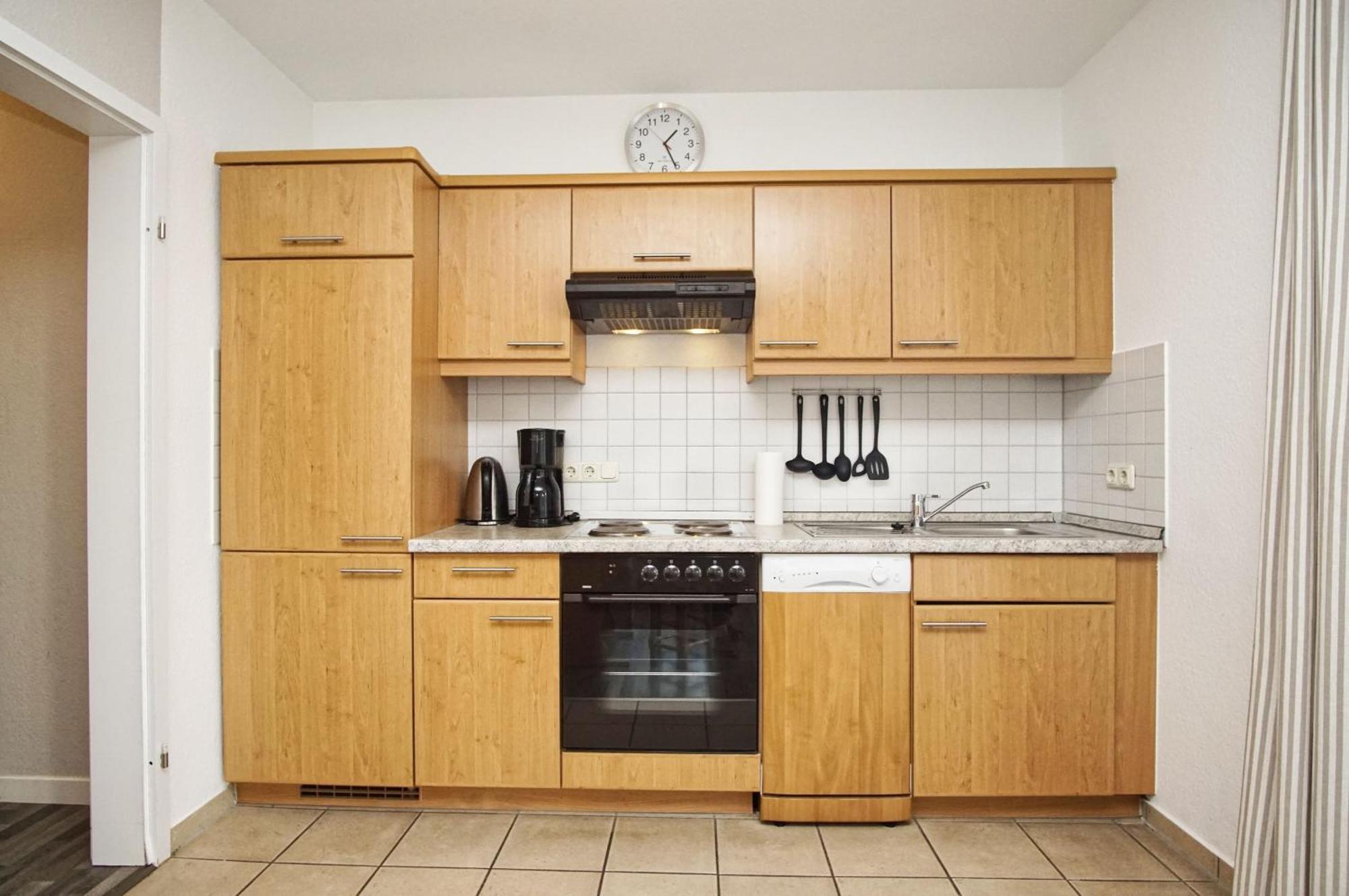 Zentrale Fewo Mit Balkon, Gratis Nutzung Vom Ahoi Erlebnisbad Und Sauna In Sellin - Villa Buskam Fewo 27 Гьорен Екстериор снимка